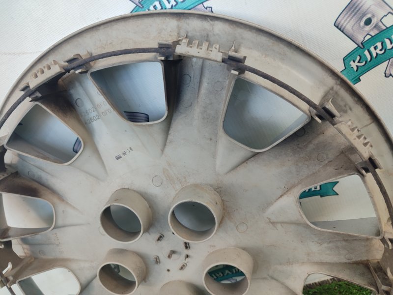 Колпак колеса Toyota Verso 2009 ZGR21L-GRXEPW