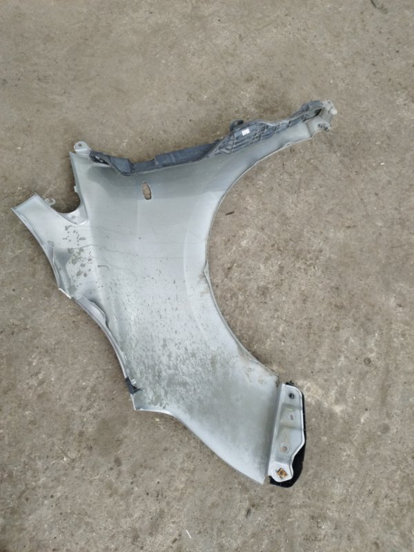 Крыло Toyota Verso 2009 ZGR21L-GRXEPW
