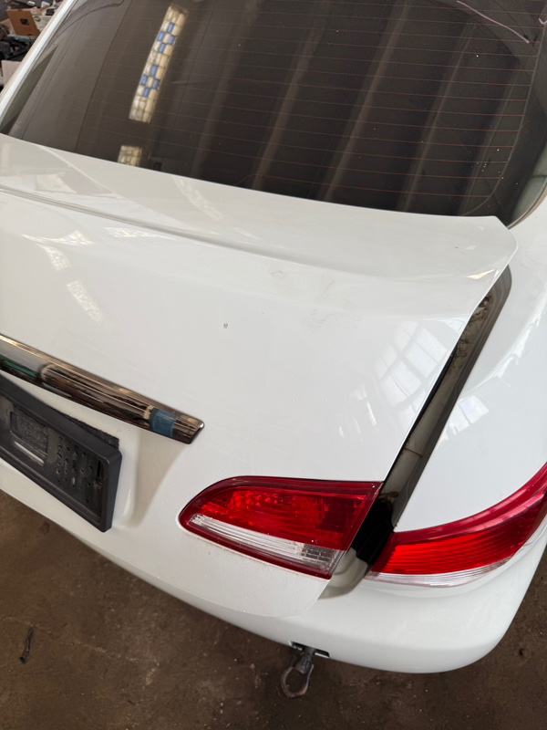 Крышка багажника NISSАN Almera 2014 G15