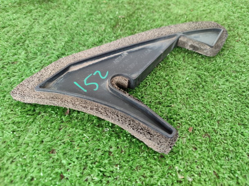 Пыльник крыла NISSАN Almera 2014 G15