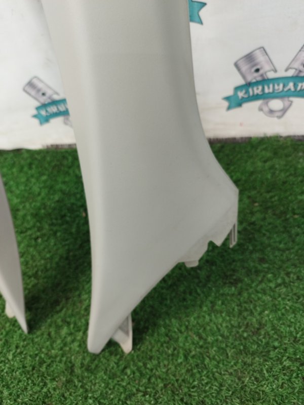 Накладка на стойку кузова NISSАN Almera 2014 G15
