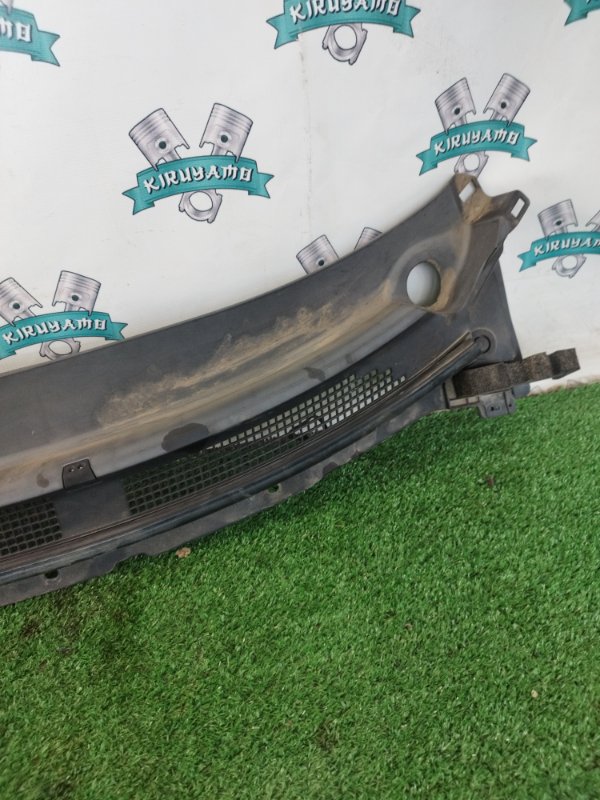 Решетка, жабо под дворники NISSАN Almera 2014 G15