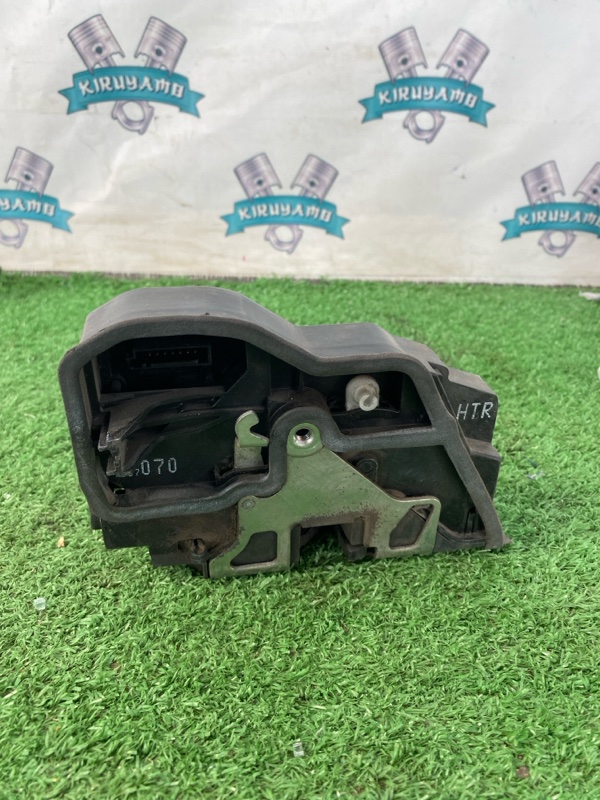 Замок боковой двери BMW X3 2007 E83