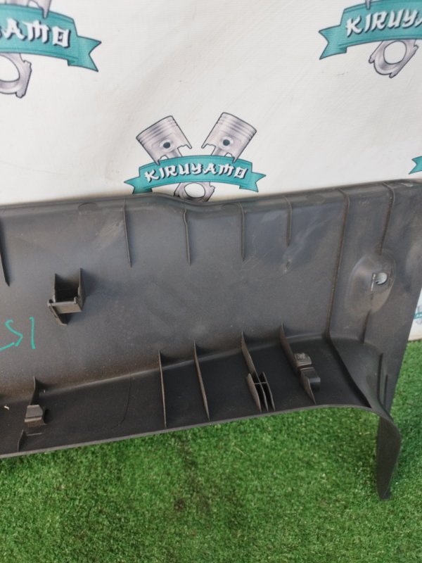 Накладка замка багажника NISSАN Almera 2014 G15