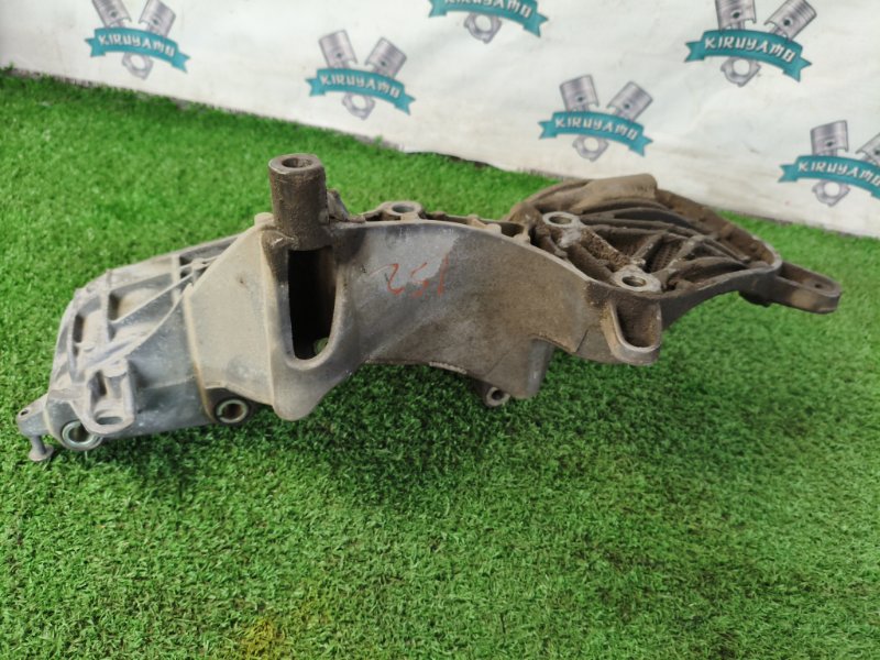 КРОНШТЕЙН NISSАN Almera 2014 G15