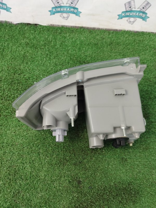 Фара противотуманная Isuzu FVR34