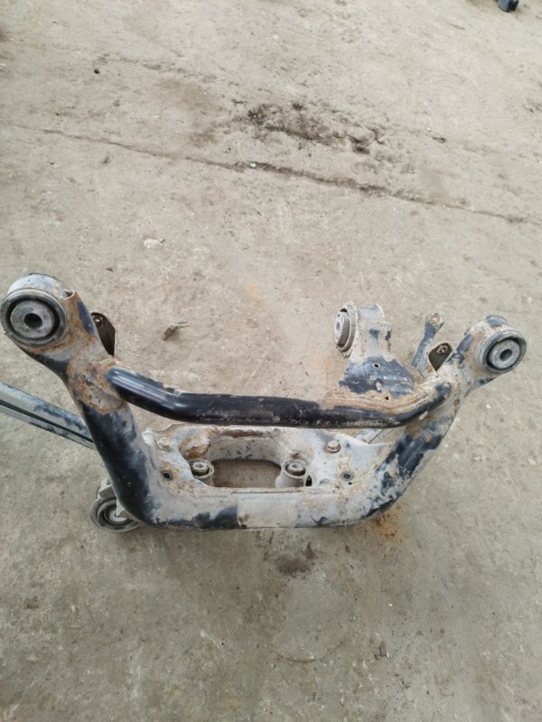 Балка подвески BMW X3 2007 E83