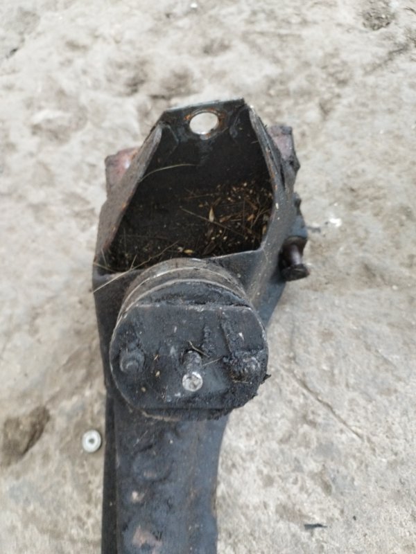 Балка продольная под ДВС лада 2106 1996