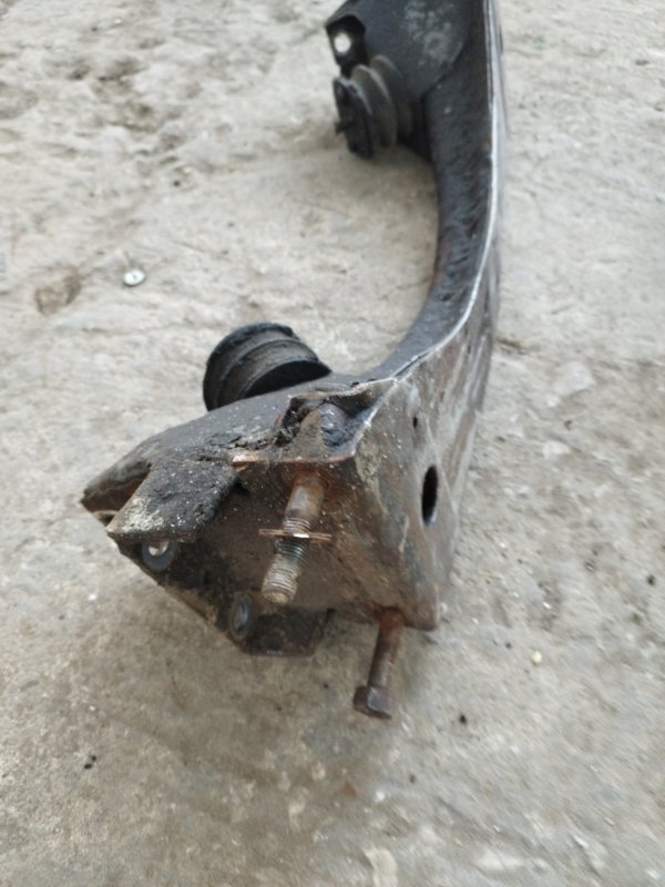 Балка продольная под ДВС лада 2106 1996