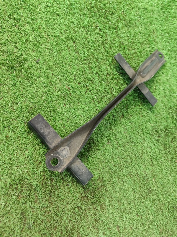 Крепление аккумулятора Toyota Camry 2008 ACV 40