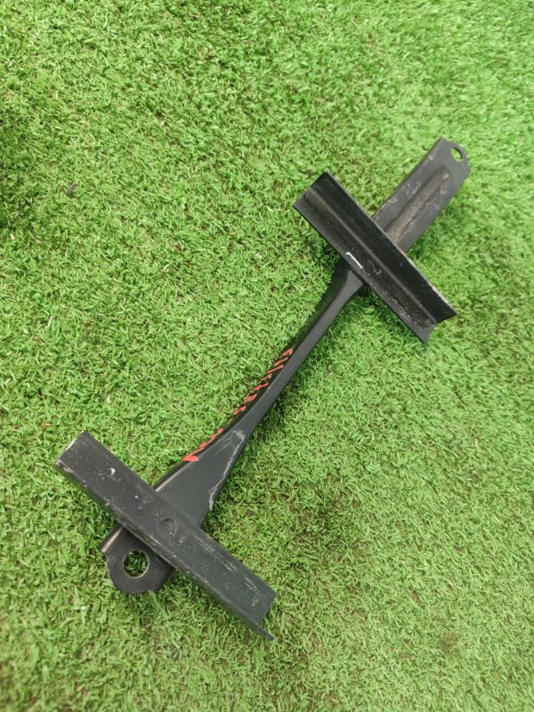 Крепление аккумулятора Toyota Camry 2008 ACV 40