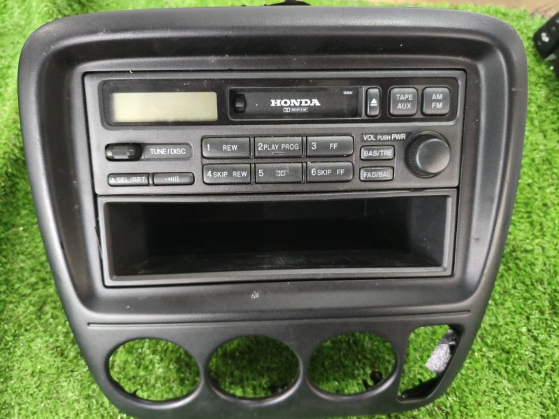 Рамка магнитолы Honda Cr-V 2000 RD1