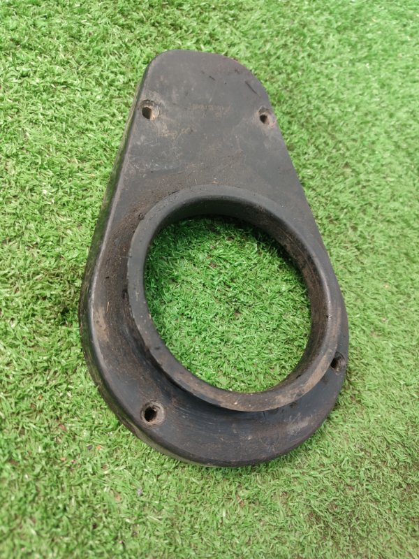 Крышка МКПП лада 2106 1996