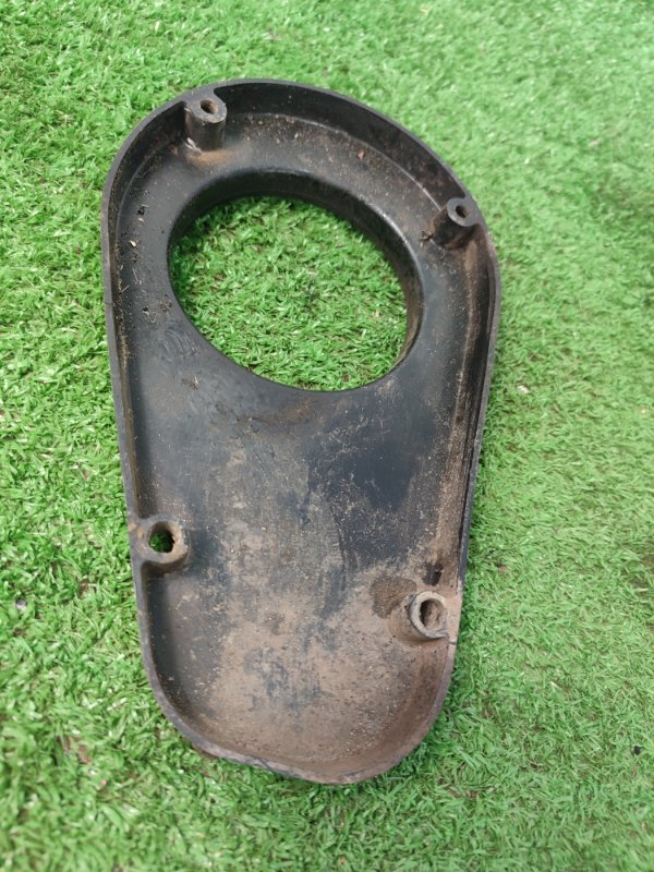 Крышка МКПП лада 2106 1996