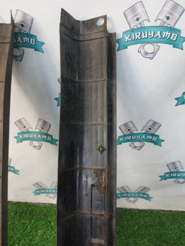 Накладка на порог салона лада 21093 1994 2109