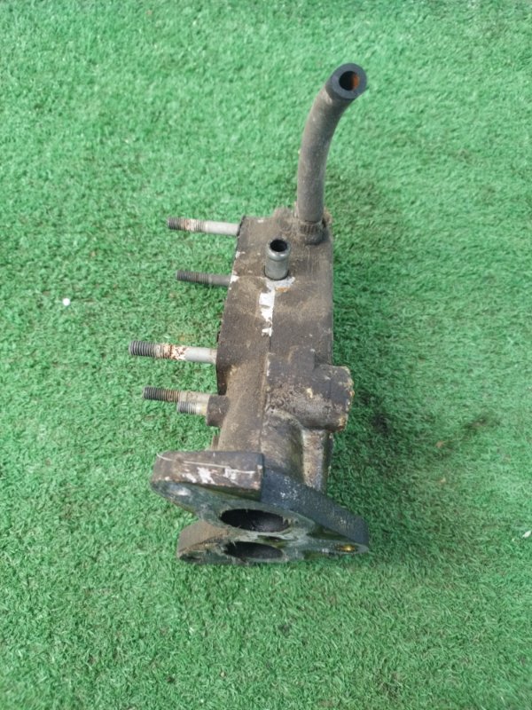 Коллектор впускной ока 1111 Ока 111