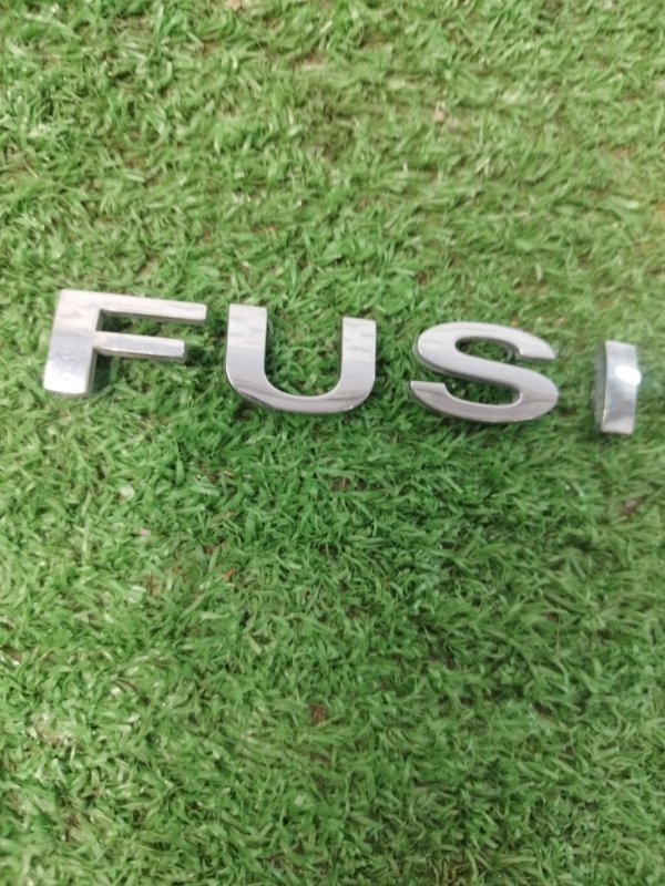 Эмблема Ford Fusion 2006