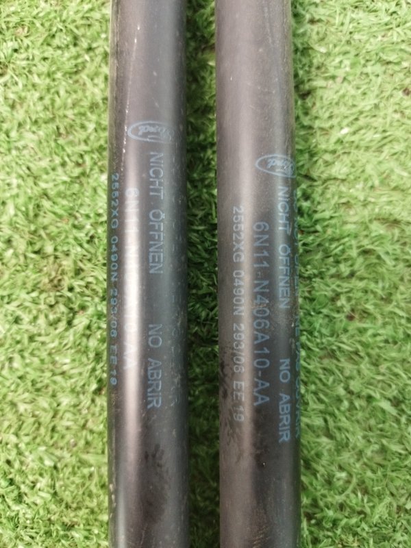 Амортизатор двери багажника Ford Fusion 2006