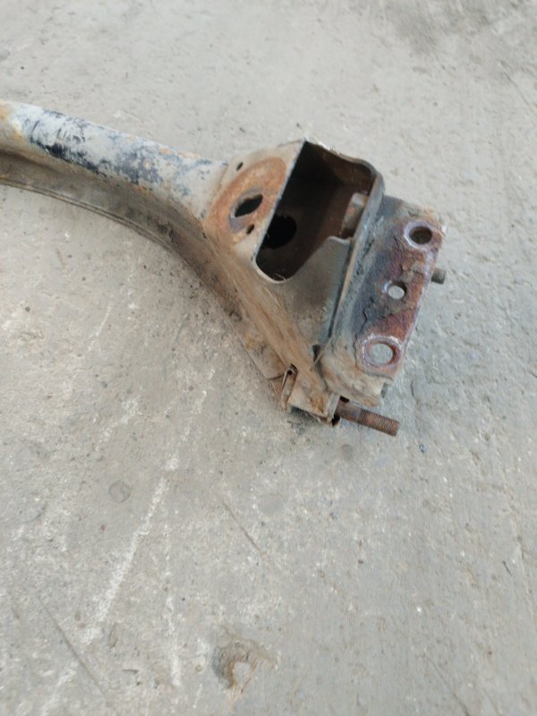 Балка продольная под ДВС ЛАДА 21074 2004 2107