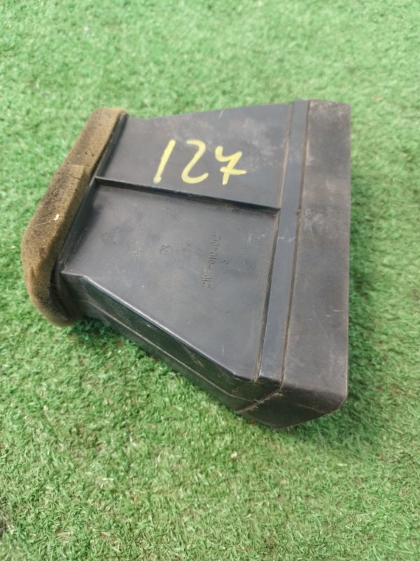 Воздуховод салона лада ВАЗ21043 1998 универсал