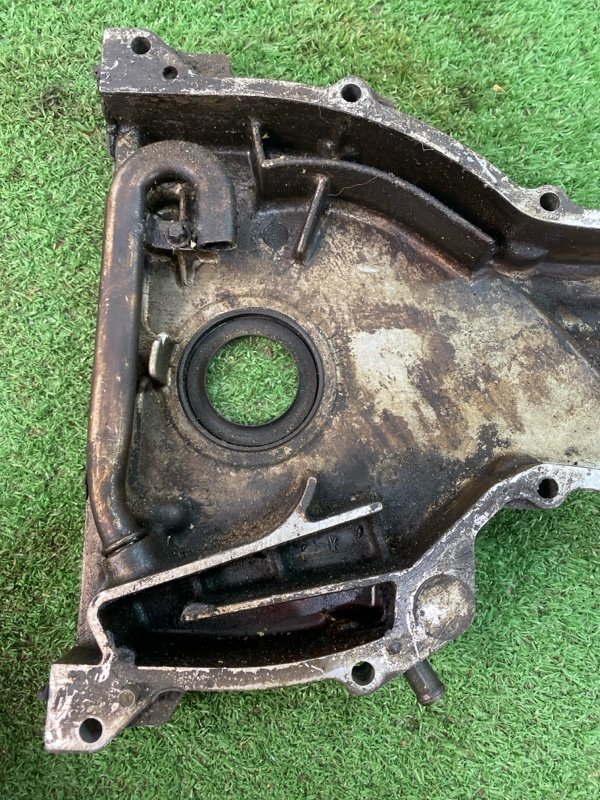 Крышка двигателя Mercedes A140