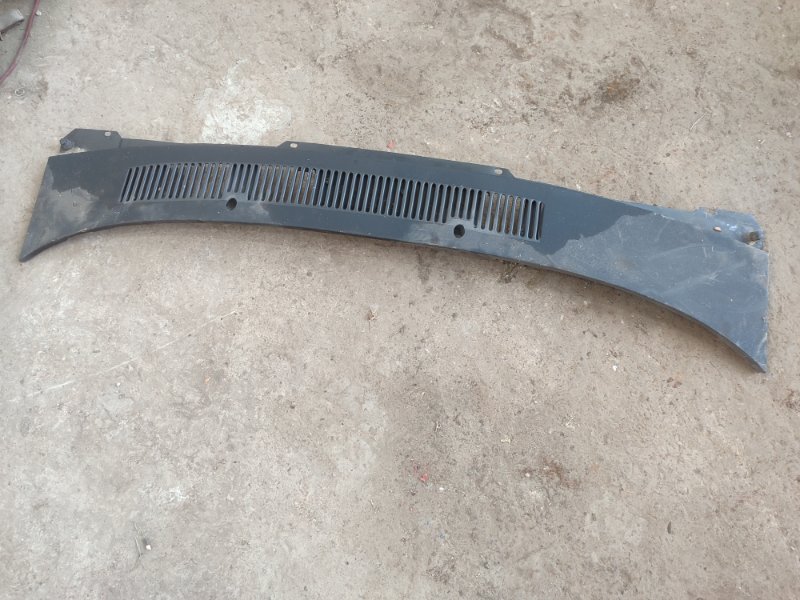 Решетка, жабо под дворники газ 31105 2006 105