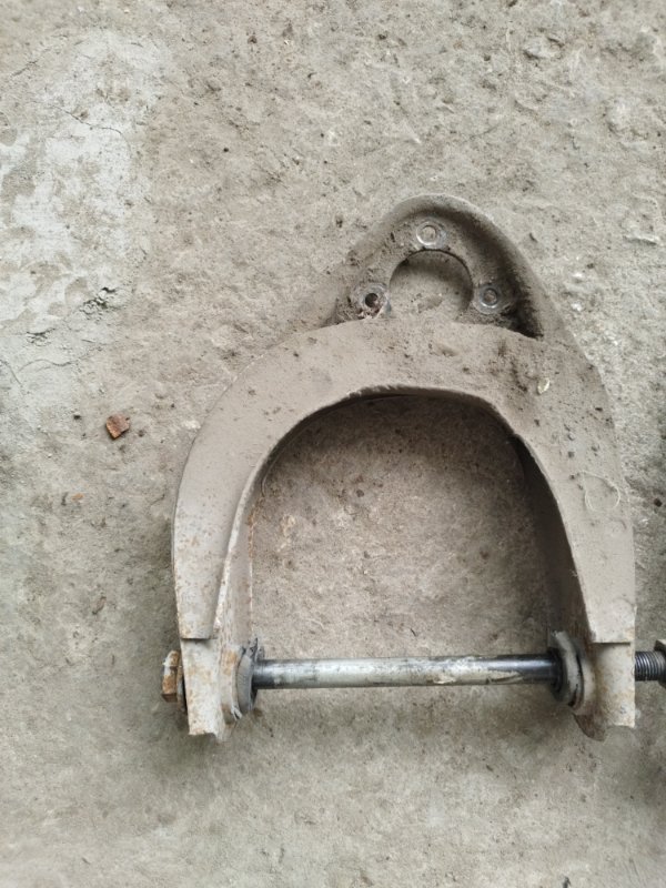 Рычаг подвески верхний лада 2103