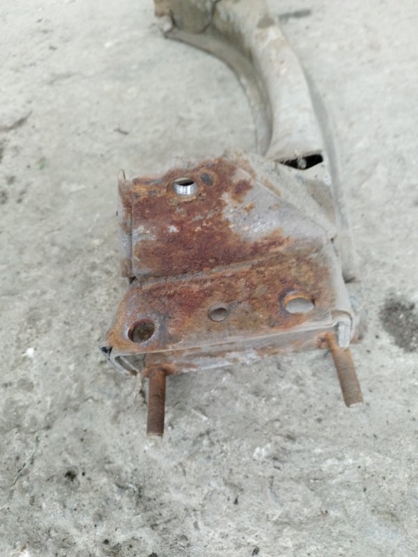 Балка продольная под ДВС лада 2103