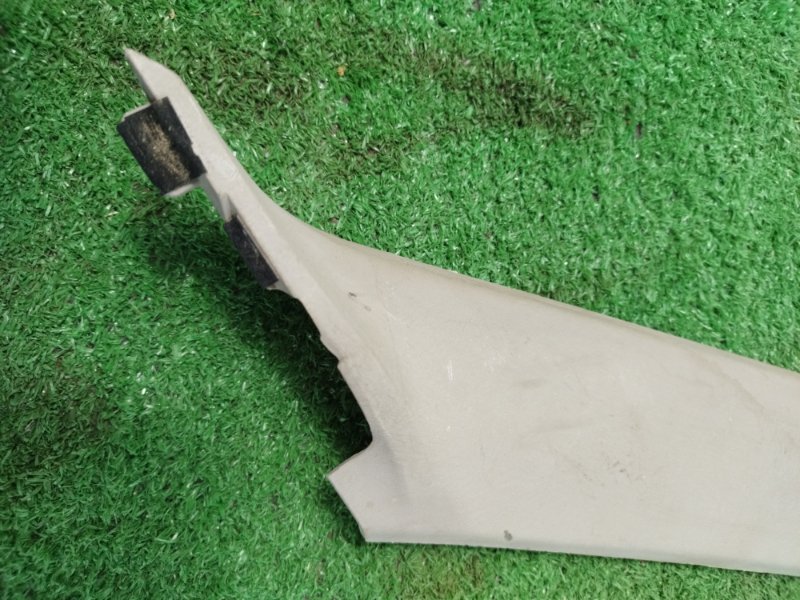 Накладка на стойку кузова Mazda Demio