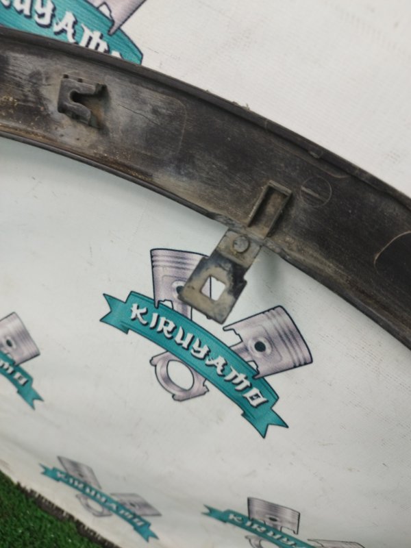 Молдинг на крыло Nissan X-Trail