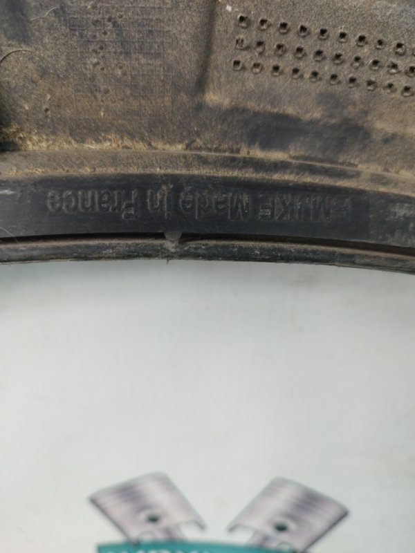 Молдинг на крыло Volvo V60