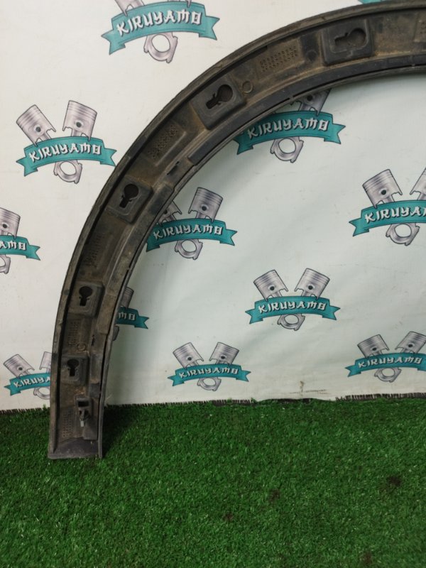 Молдинг на крыло Volvo V60