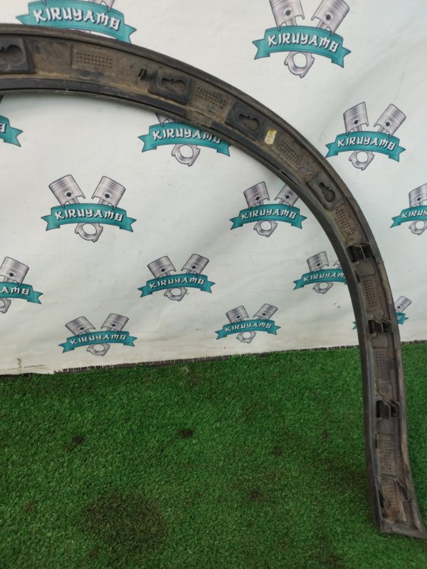 Молдинг на крыло Volvo V60