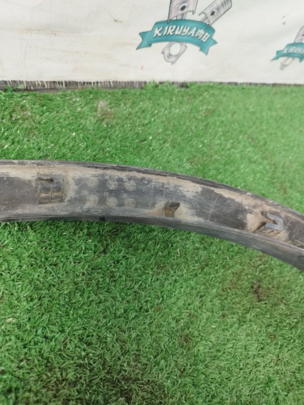 Молдинг на крыло Nissan X-Trail