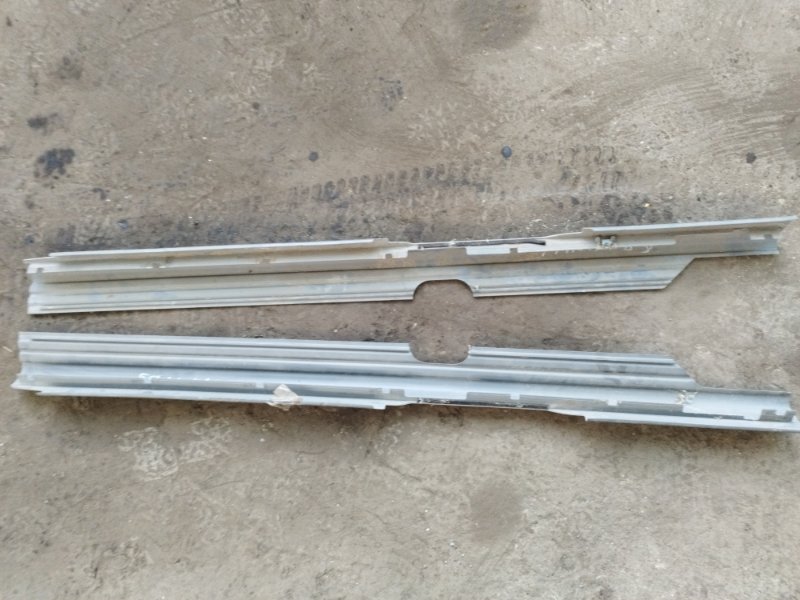 Накладка на порог салона Volkswagen Passat B3