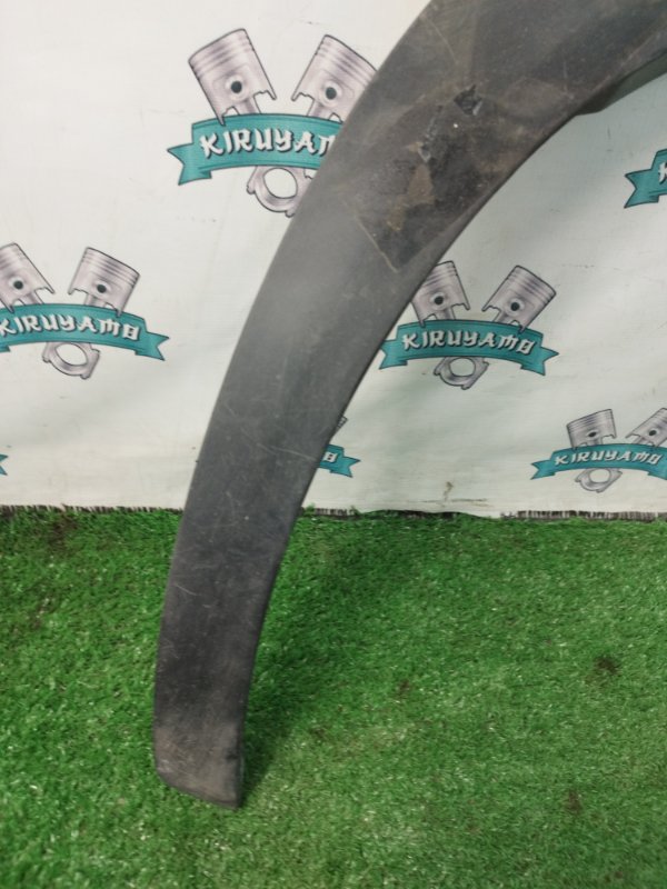 Молдинг на крыло Lexus NX200