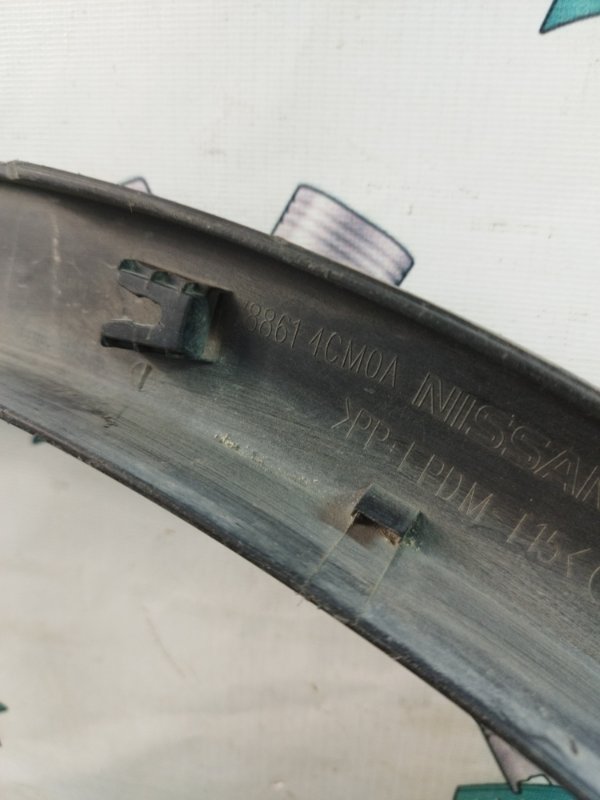 Молдинг на крыло Nissan X-Trail NT32