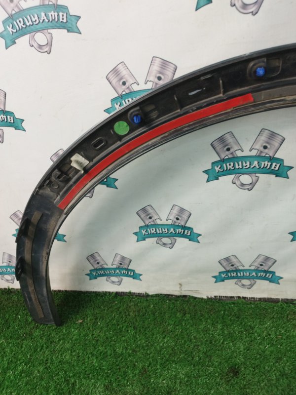 Молдинг на крыло Audi Q3