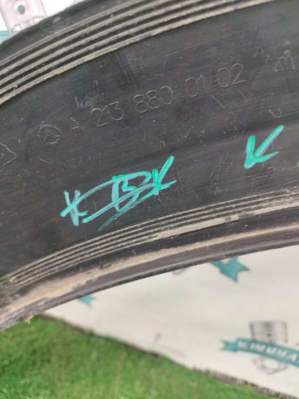 Молдинг на крыло Mercedes-Benz E-ClASS