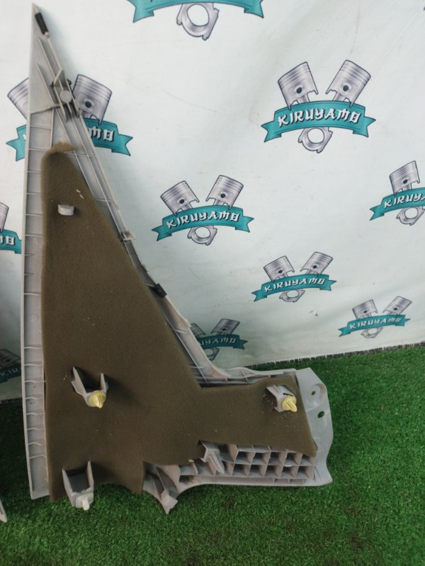 Накладка на стойку кузова Mazda Mazda3 BK