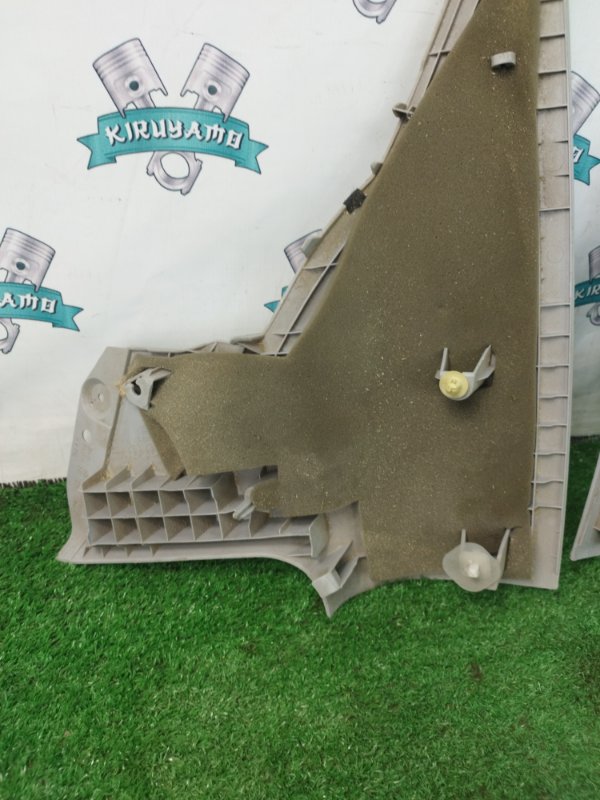 Накладка на стойку кузова Mazda Mazda3 BK