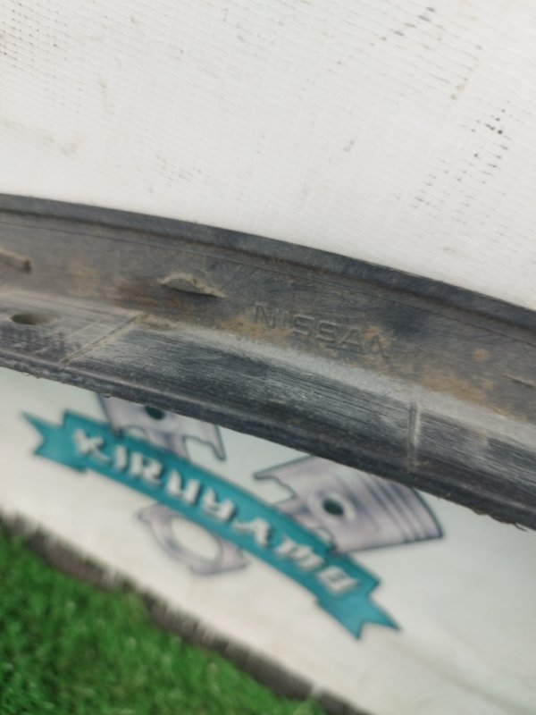 Молдинг на крыло Nissan Terrano