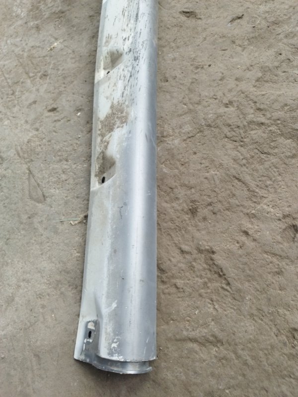 Накладка на порог наружная Mitsubishi Pajero 2