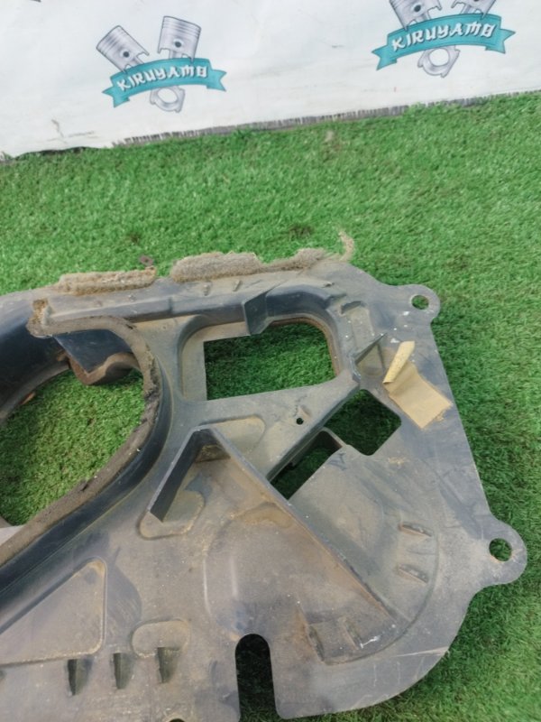 Крышка корпуса печки Mitsubishi Pajero 2