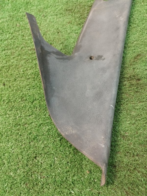 Накладка на стойку кузова лада 21083 1996