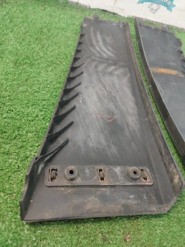 Накладка на стойку кузова лада 21083 1996