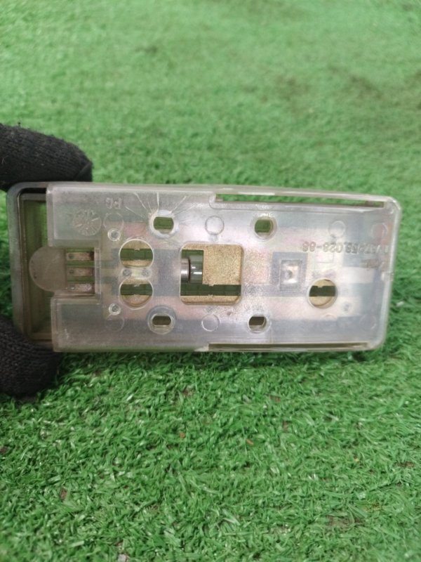 Плафон подсветки салона лада 21083 1996