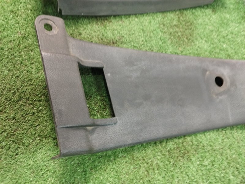 Накладка на стойку кузова лада 21083 1996