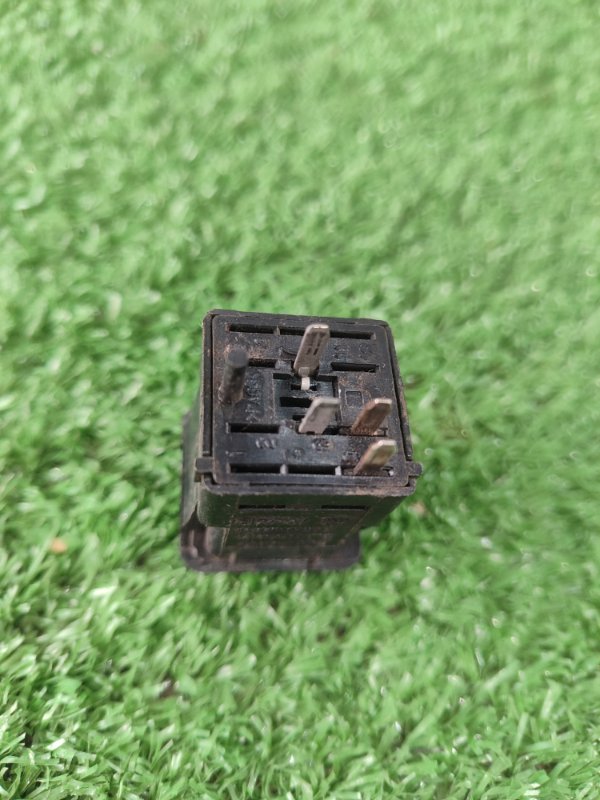 КНОПКА ОТОПИТЕЛЯ лада 21083 1996