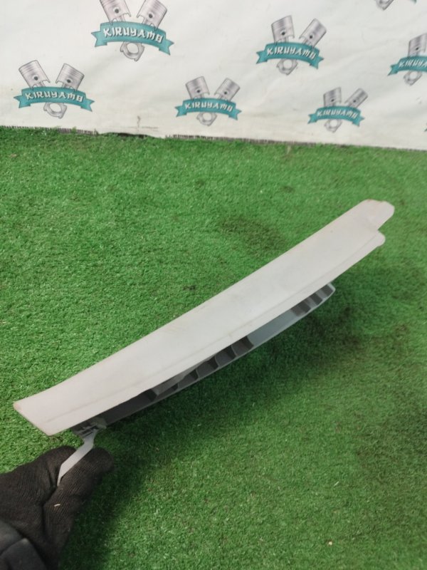 Накладка на стойку кузова Mazda Mazda3 BK